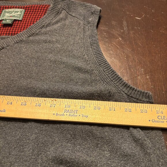 Woolrich Men’s Charcoal Gray Sweater Vest XL 60% Cotton Nylon Wool Soft Trendy - Picture 11 of 14